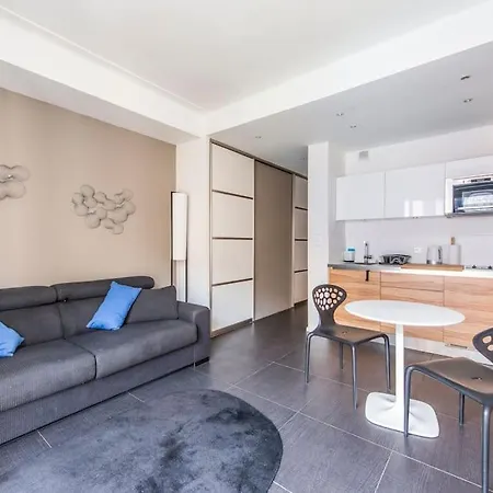 Balcony-beautiful-central-1 Block Beach-a.c-wifi * Nice